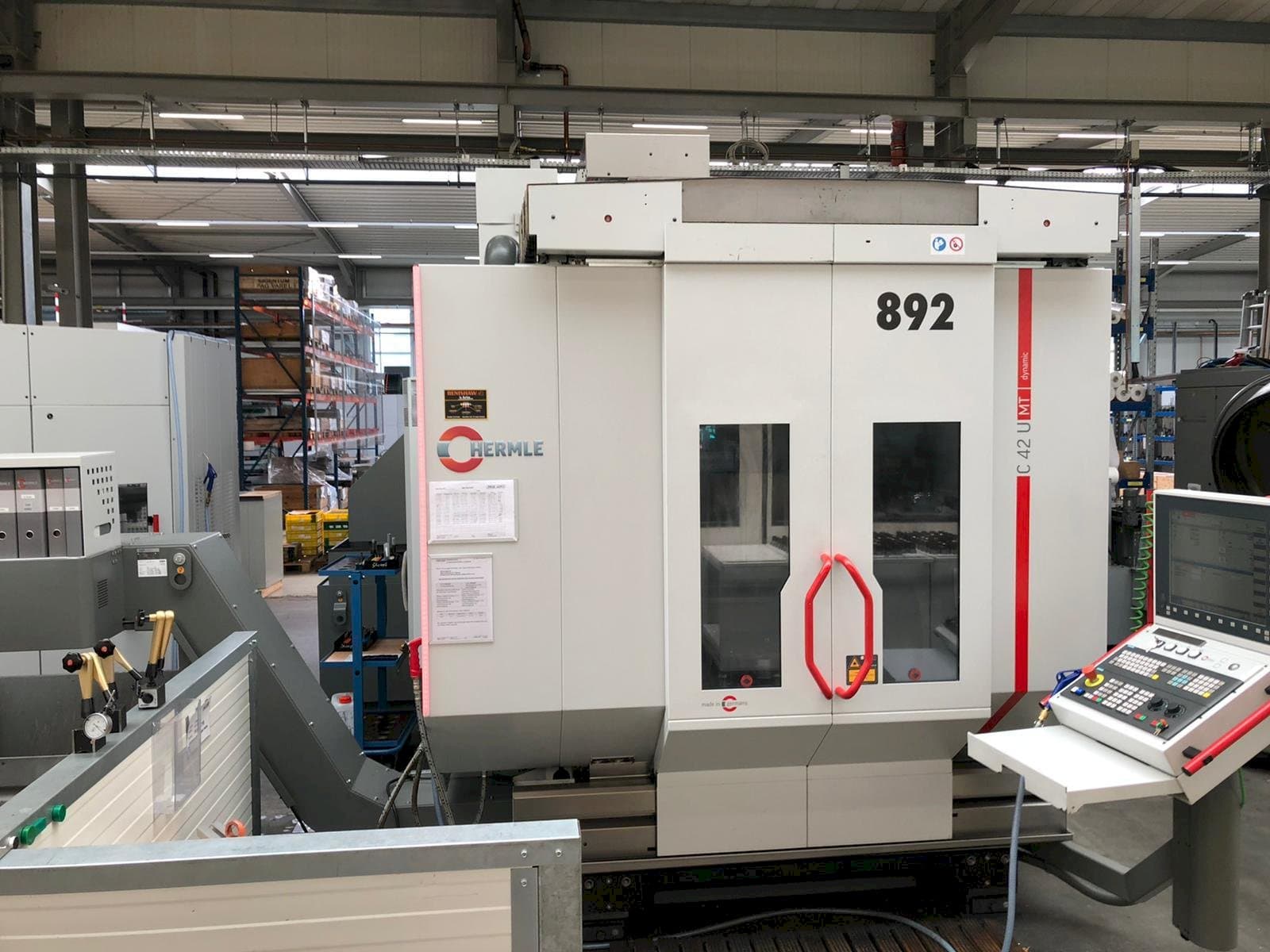 Mašīnas HERMLE C42U MT  pretskats