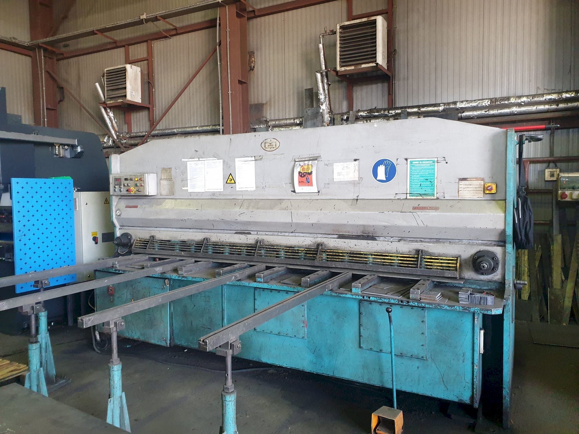 Mašīnas SIMEROM FGH 1030A pretskats