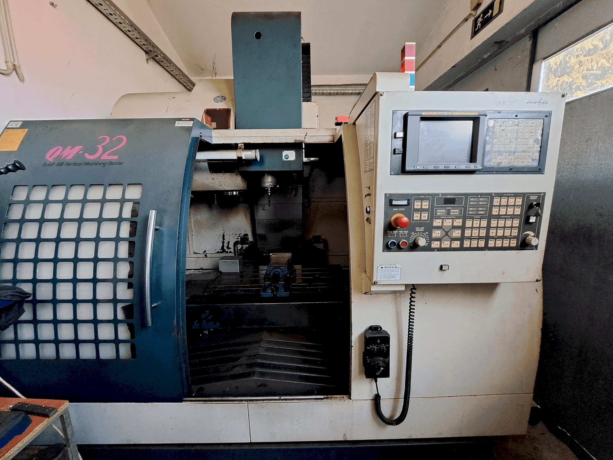 Mašīnas Feeler QM-32 pretskats