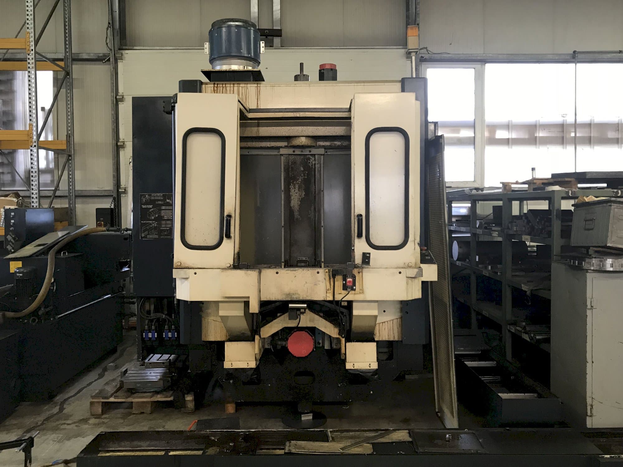 Mašīnas Makino A55-A40 pretskats