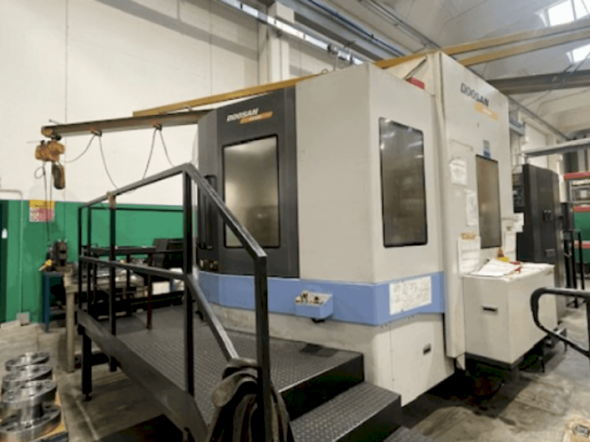 Mašīnas DOOSAN HM 800 (2008) pretskats