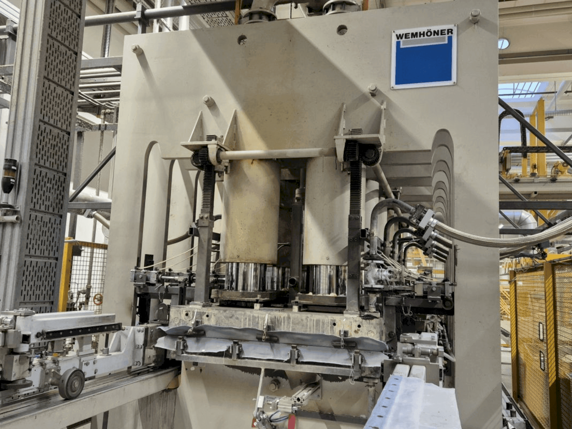 Mašīnas WEMHÖNER KT-F-1E pretskats