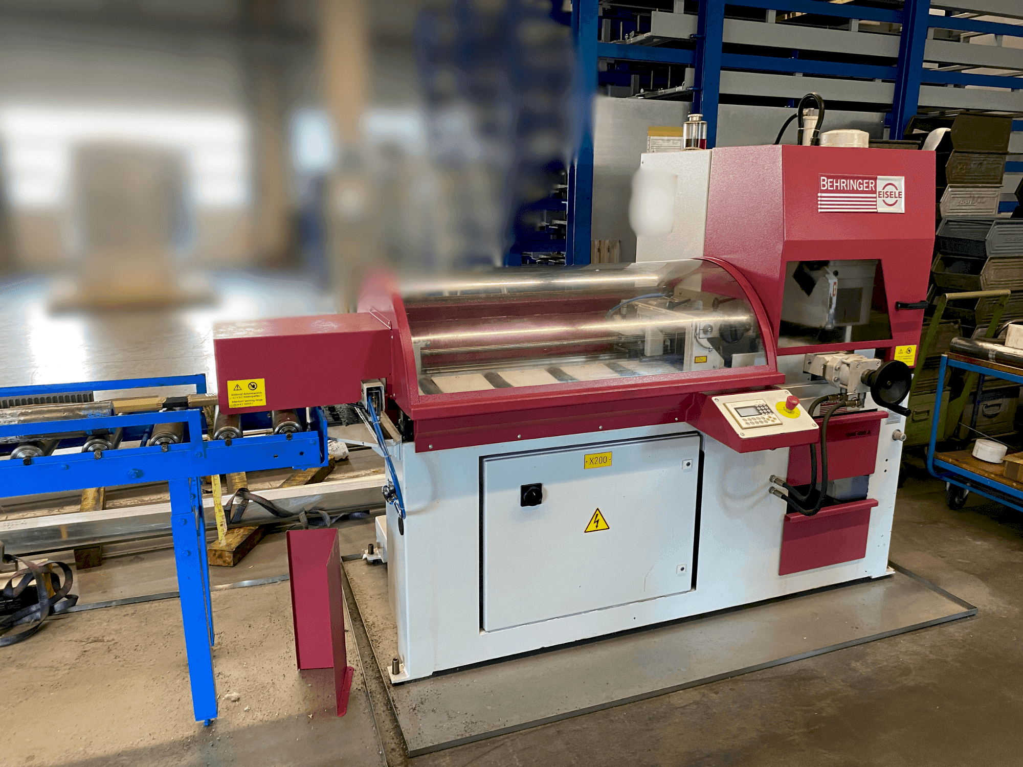 Mašīnas Behringer VMS 400-A  pretskats