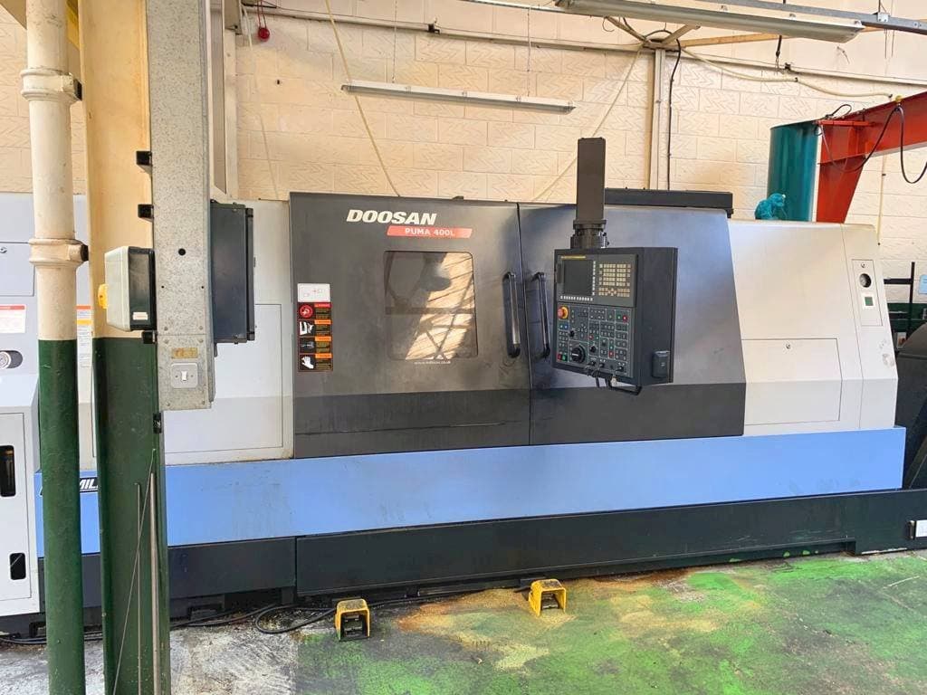 Mašīnas Doosan Puma 400LB pretskats