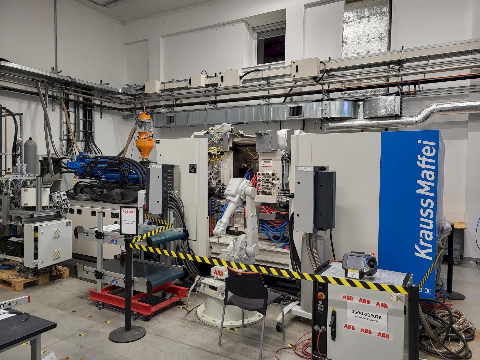 Mašīnas Krauss Maffei GX 451-2000 pretskats