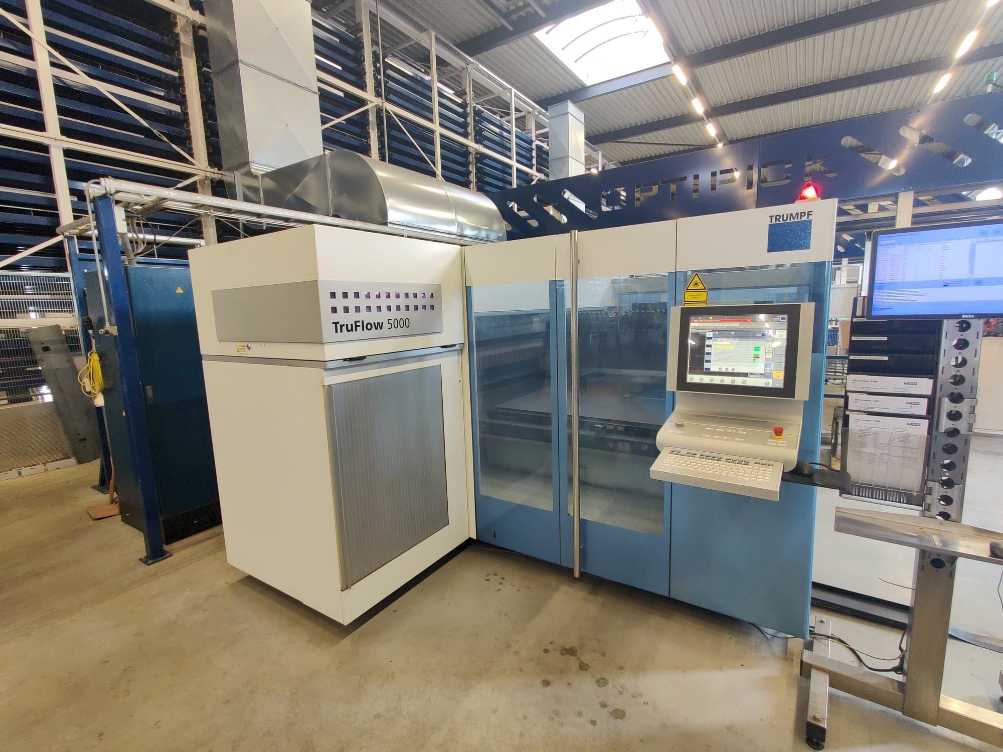 Mašīnas Trumpf TruLaser 3030 pretskats