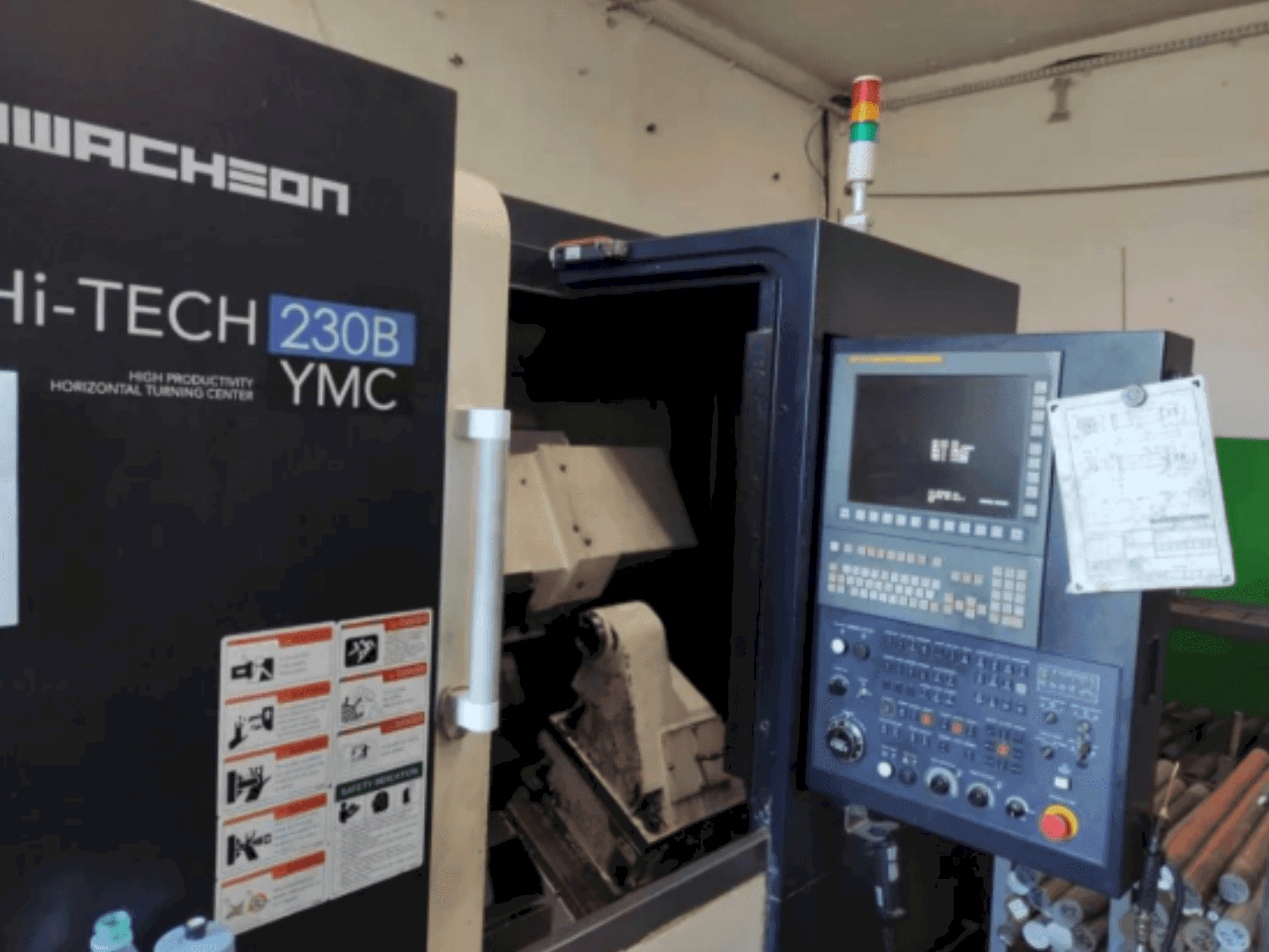 Mašīnas HWACHEON HI-TECH 230B YMC  pretskats