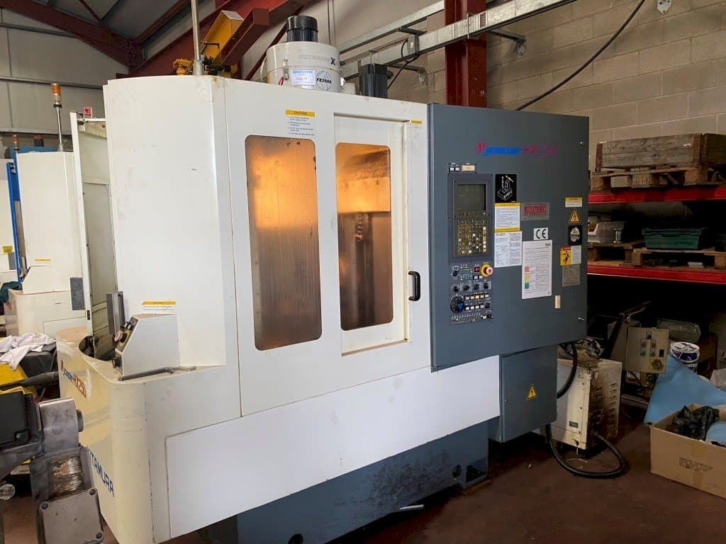 Mašīnas Kitamura Mycenter HX250 pretskats