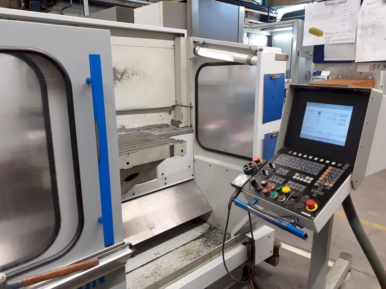 Mašīnas MIKRON UME 600 pretskats