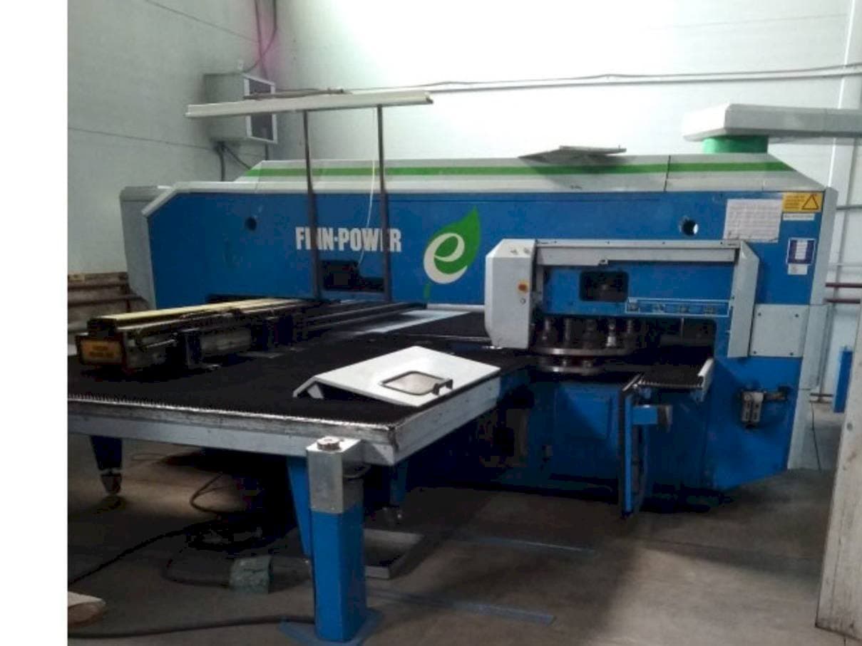 Mašīnas Finn-Power E5 pretskats