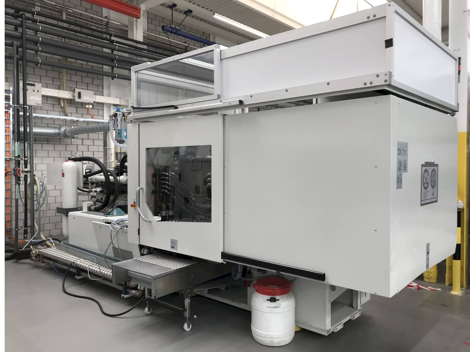 Mašīnas Sumitomo Demag EL-EXIS SP 200/560-675 pretskats