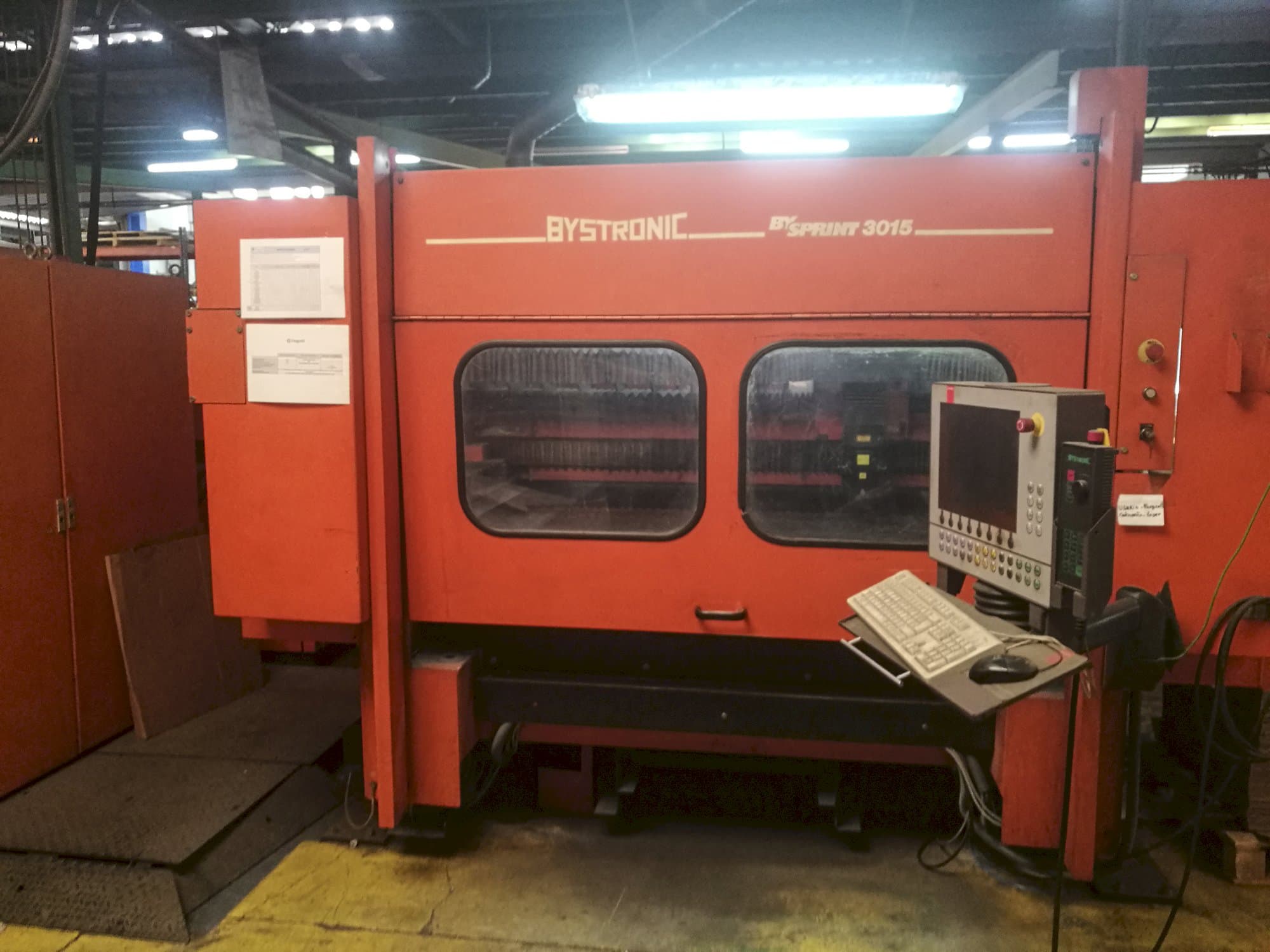 Mašīnas Bystronic BySprint 3015 pretskats