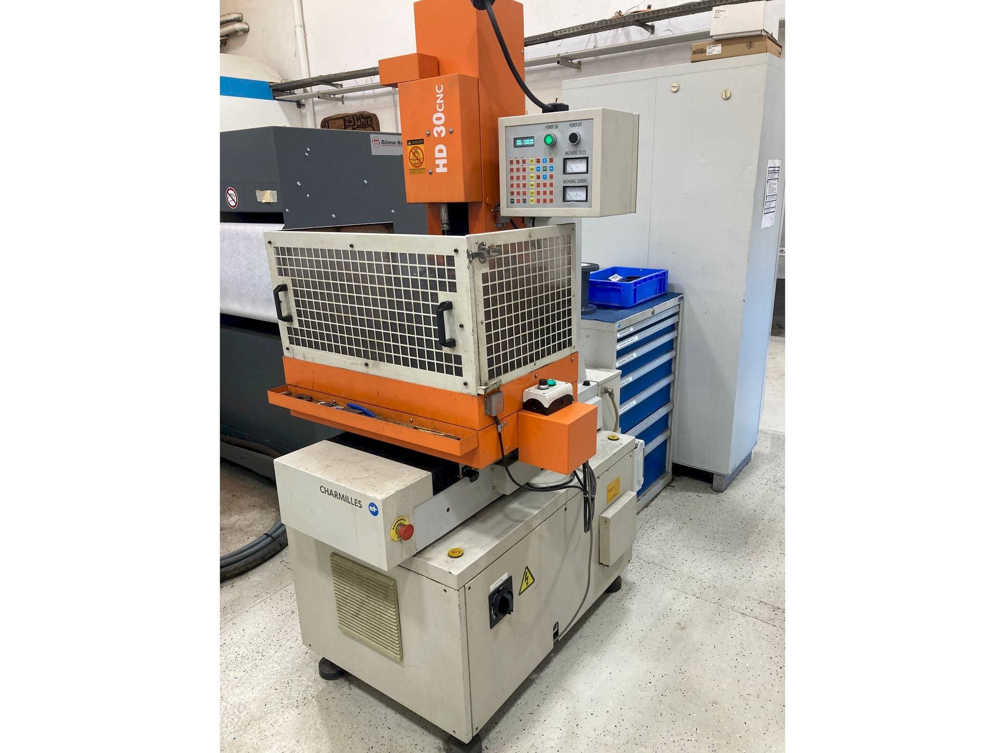 Mašīnas CHARMILLES HD30CNC pretskats