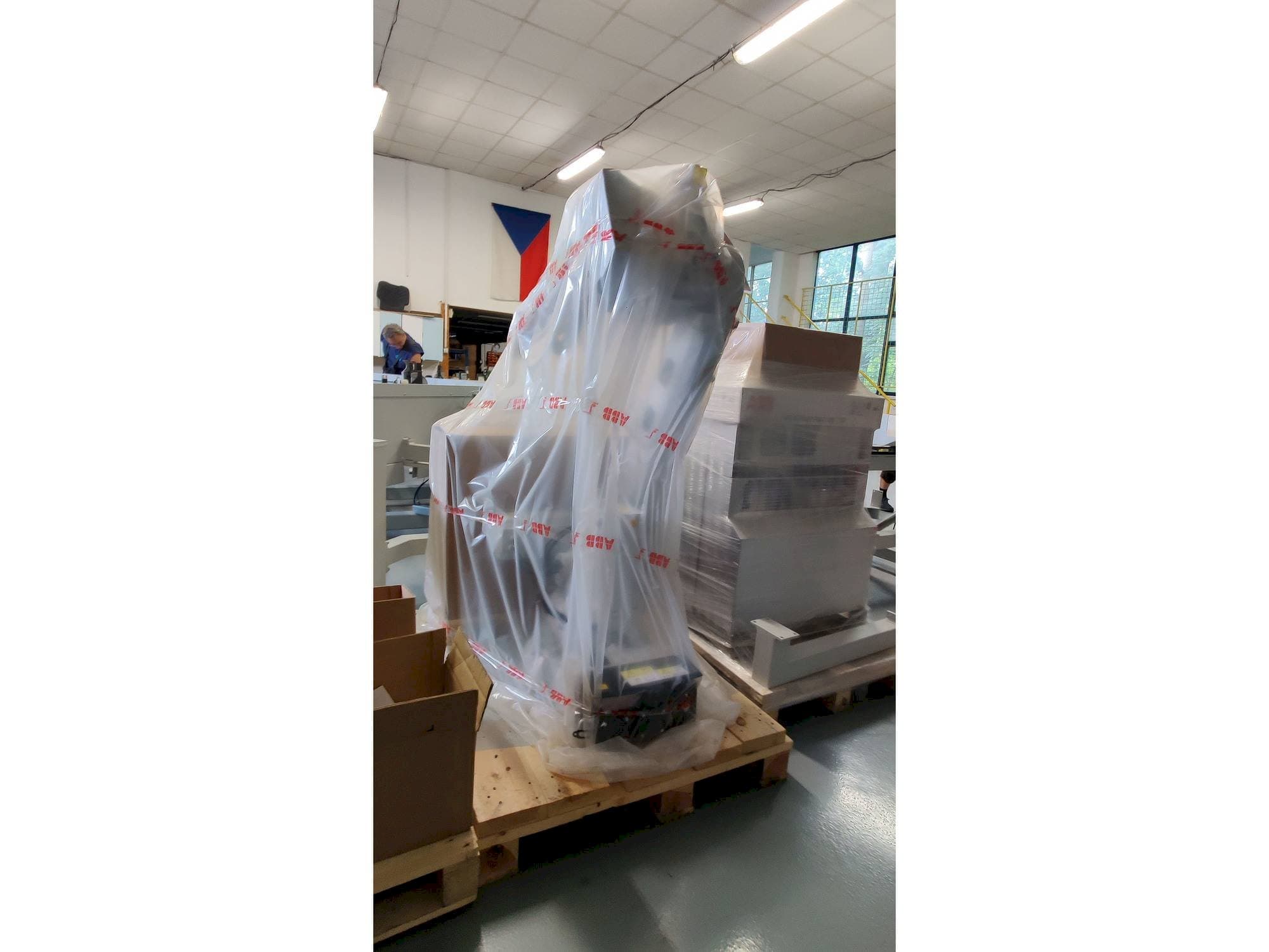 Mašīnas ABB IRB 4600  pretskats