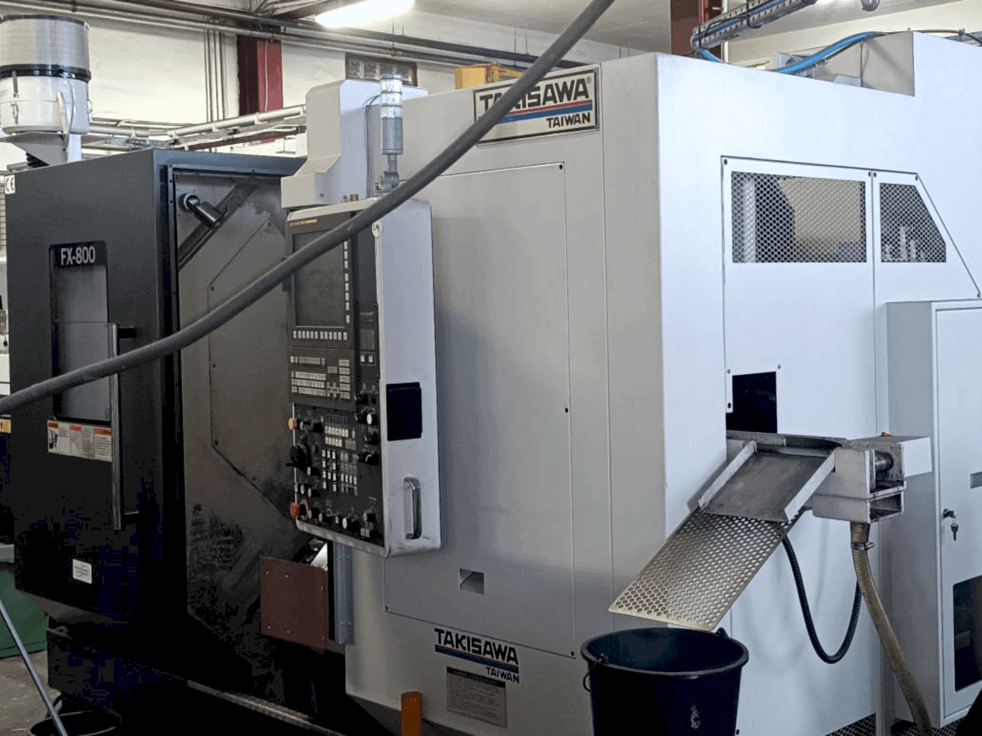Mašīnas Takisawa FX800 pretskats