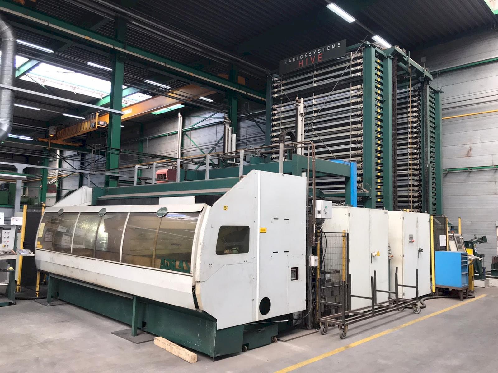 Mašīnas BLM Adige Adilas 3,2kW CO2 laser 3015 + automation pretskats