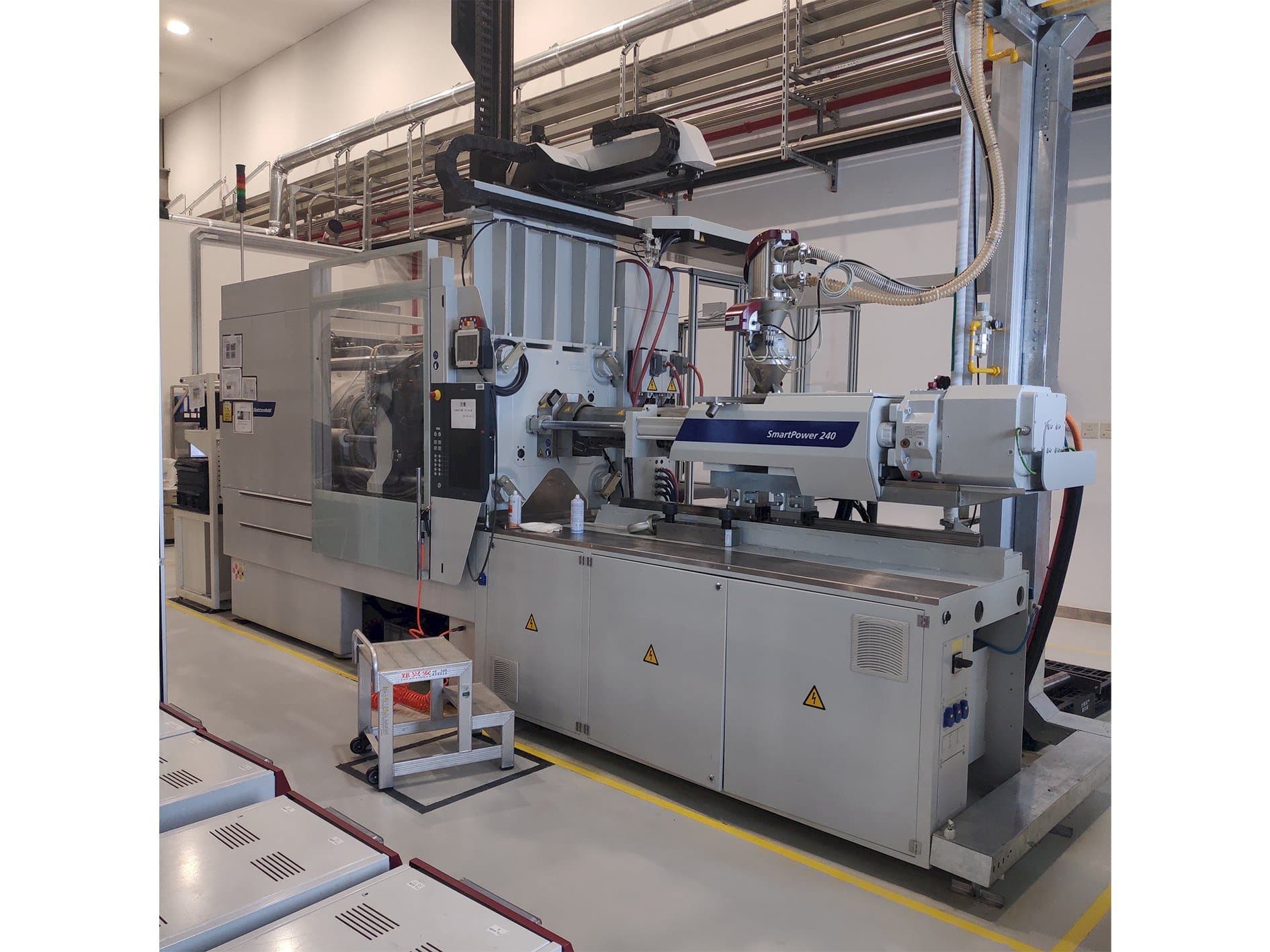 Mašīnas Battenfeld SmartPower 240-1000 pretskats