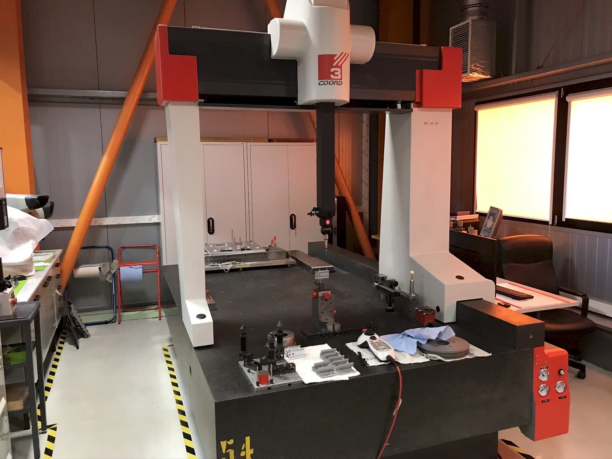 Mašīnas Coord3 MC16 20-10-10  pretskats