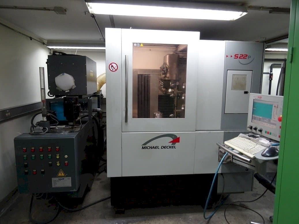 Mašīnas Michael Deckel S22 P pretskats