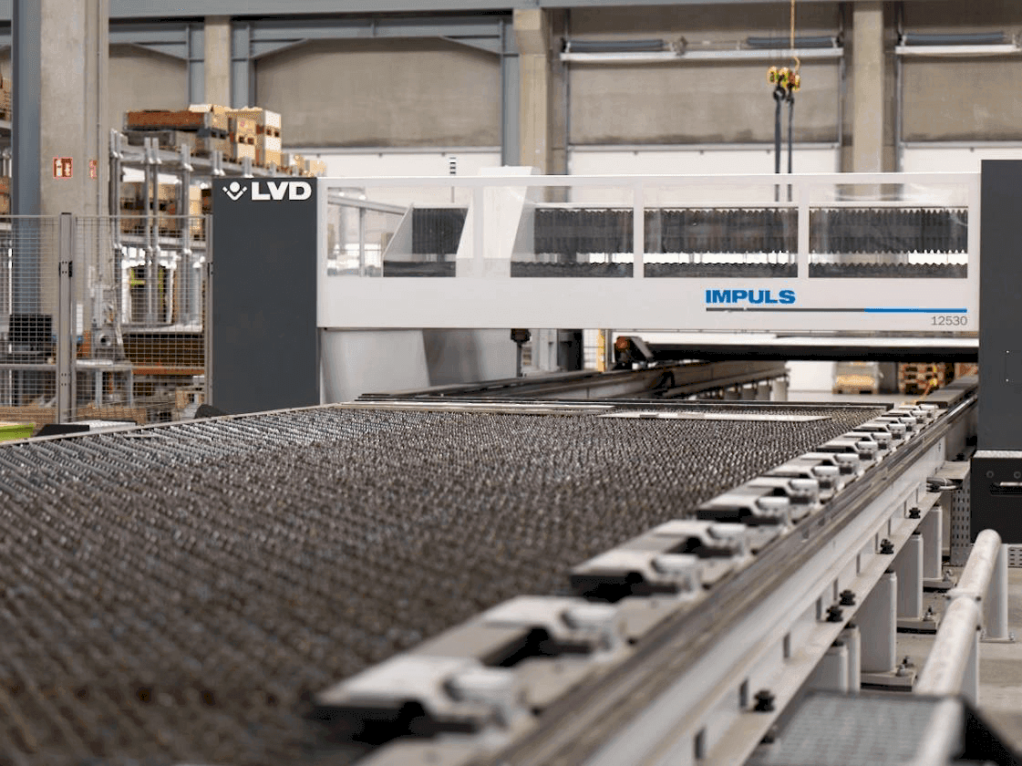 Mašīnas LVD Impuls 12530 pretskats