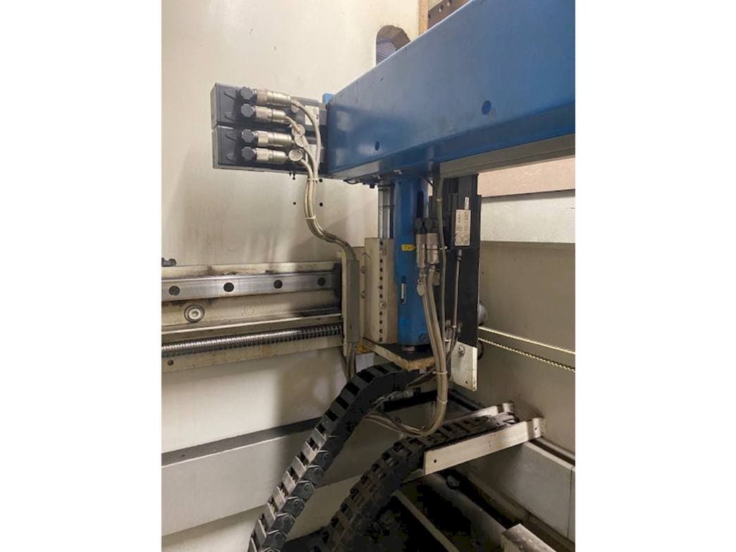 Mašīnas EHT VarioPress 225-30 pretskats