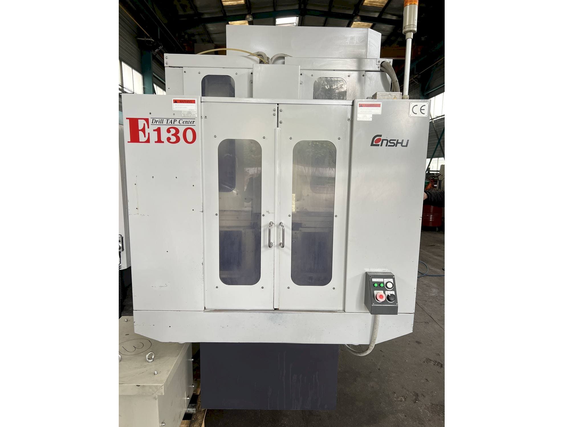Mašīnas Enshu E130 pretskats