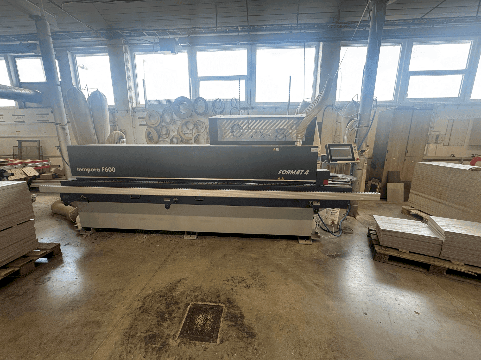 Mašīnas FORMAT4 TEMPORA 60.06 glueBox x-motion pretskats