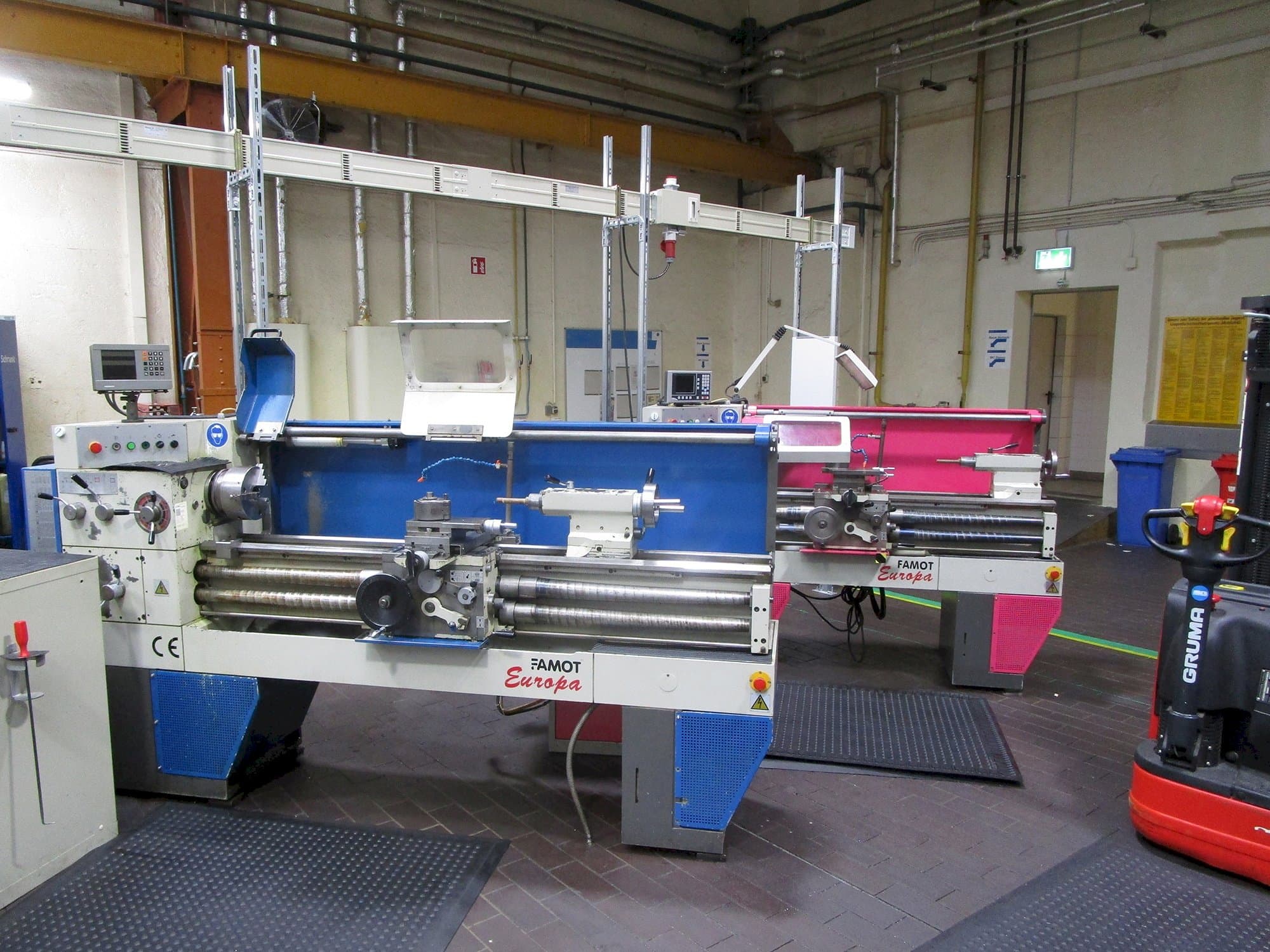 Mašīnas FAMOT EUROPA  pretskats