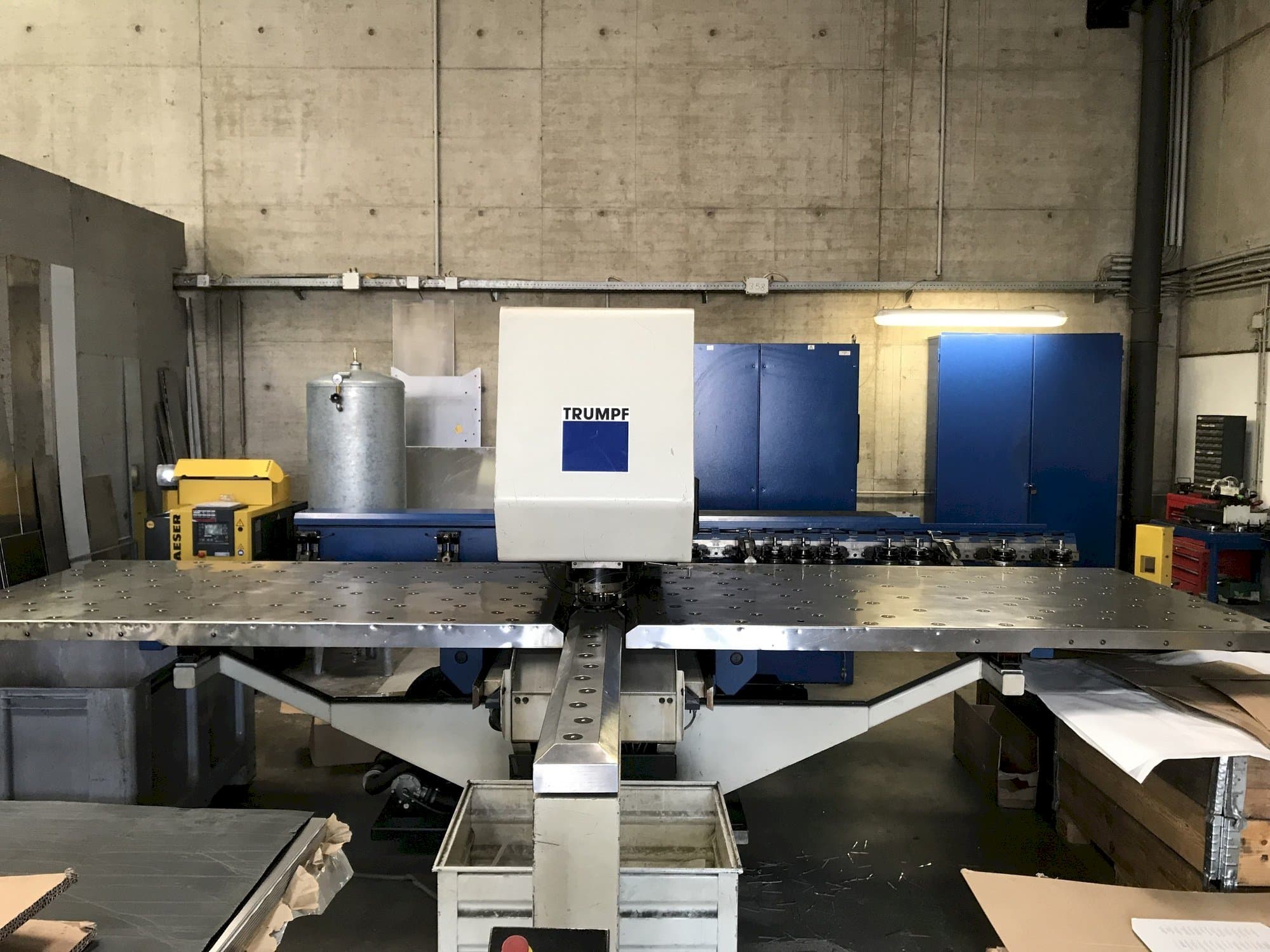 Mašīnas Trumpf Trumatic 200R pretskats