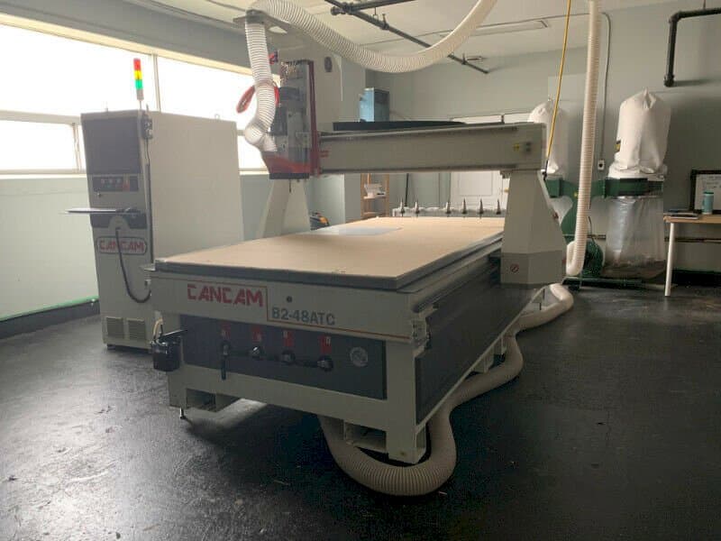 Mašīnas CanCam B2-48 ATC pretskats