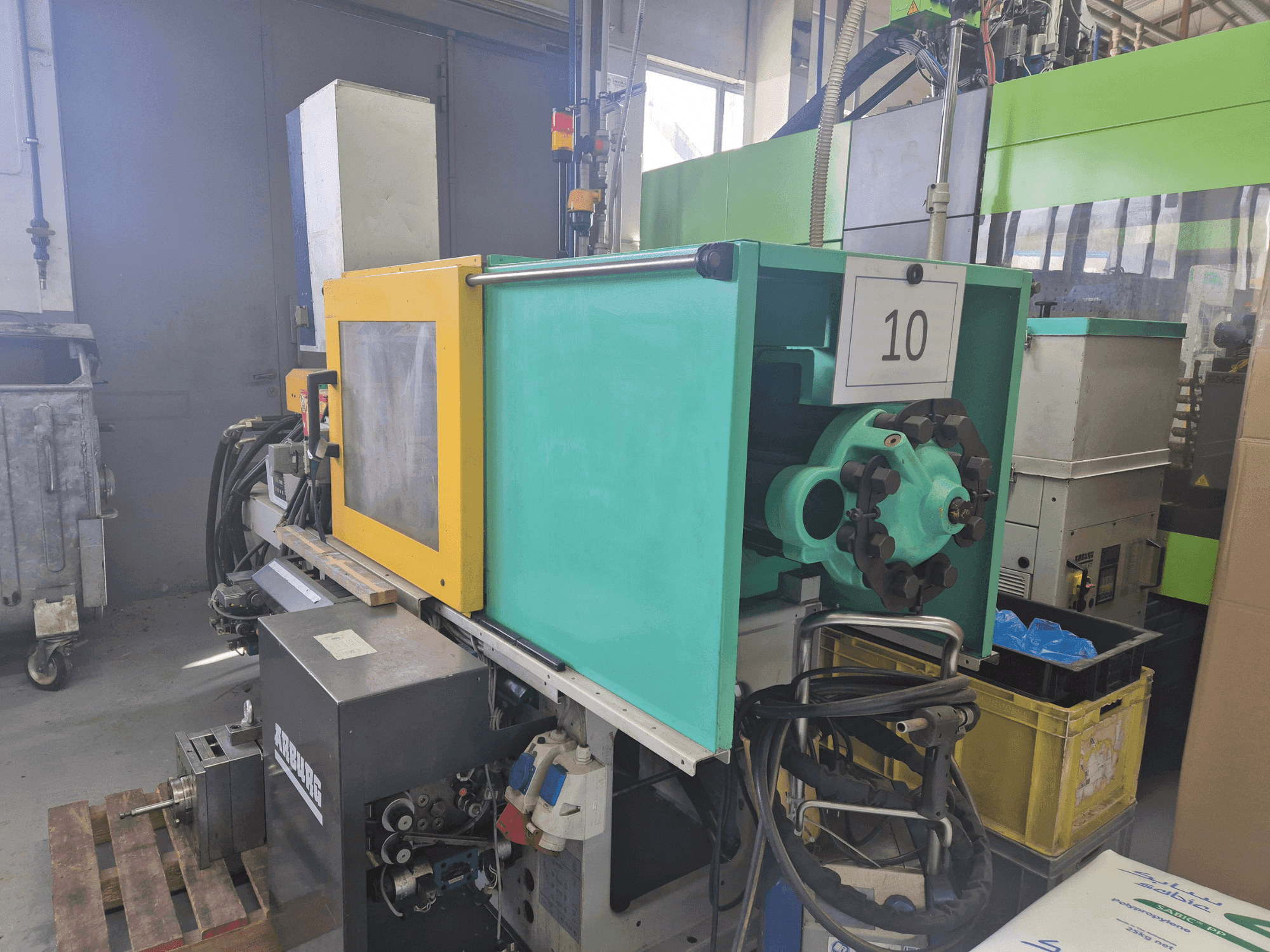 Mašīnas Arburg Allrounder 270 C 400-70 pretskats