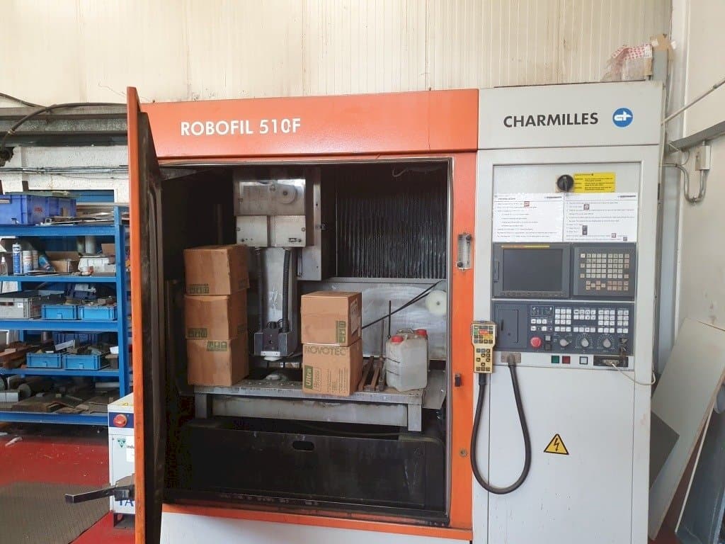 Mašīnas CHARMILLES Robofil 510F pretskats
