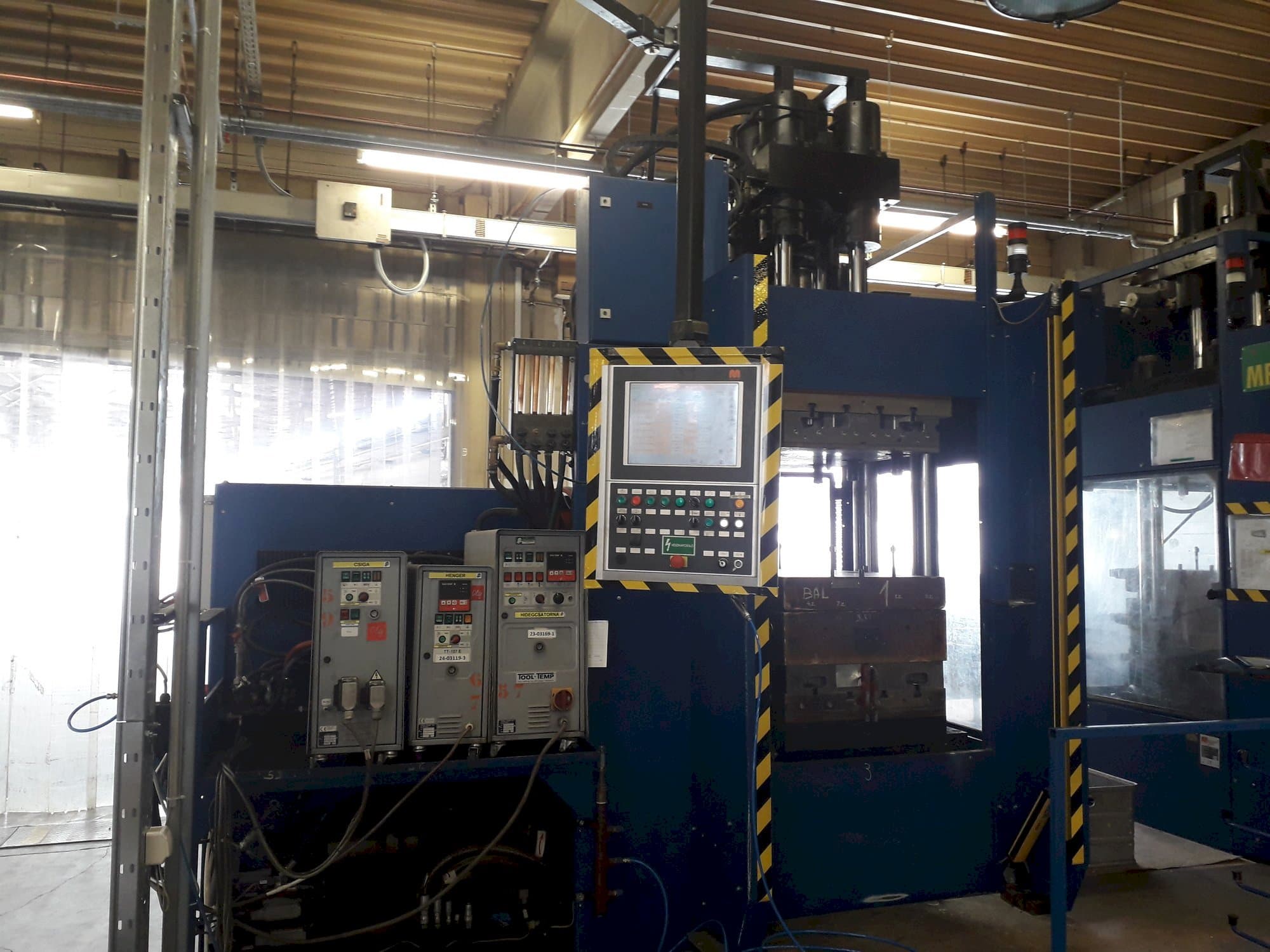 Mašīnas MAPLAN MTF2000/250 pretskats