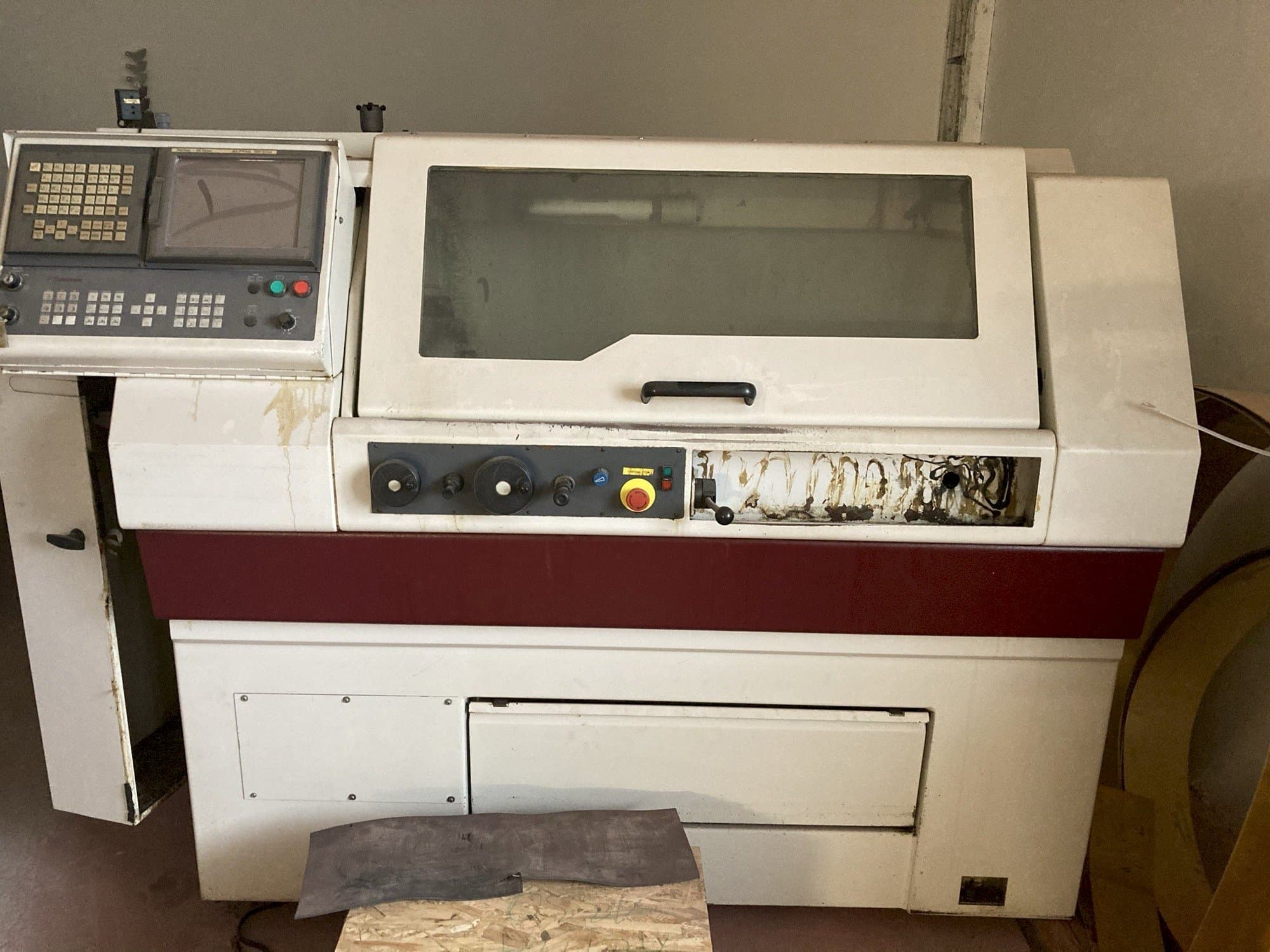 Mašīnas Harrison Alpha 1330S pretskats