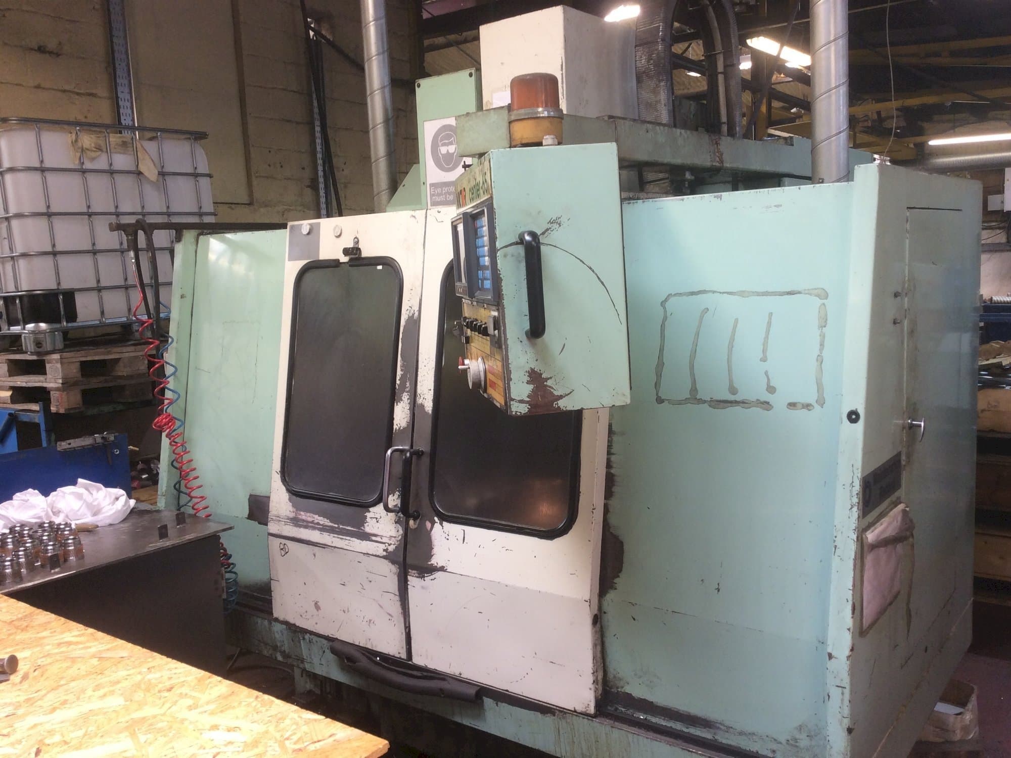 Mašīnas Victor V Center-65 pretskats