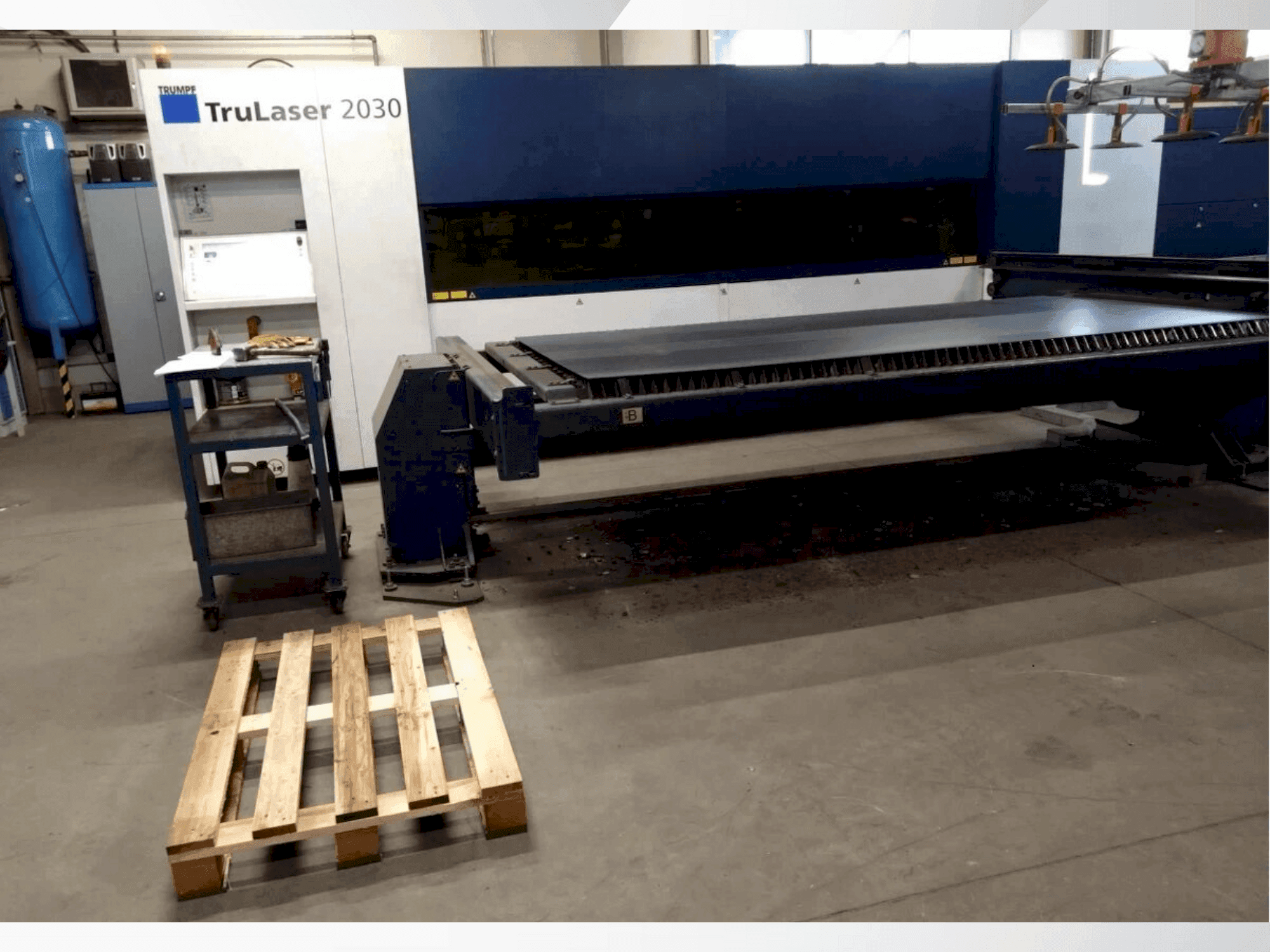 Mašīnas TRUMPF TruLaser 2030 Fiber pretskats