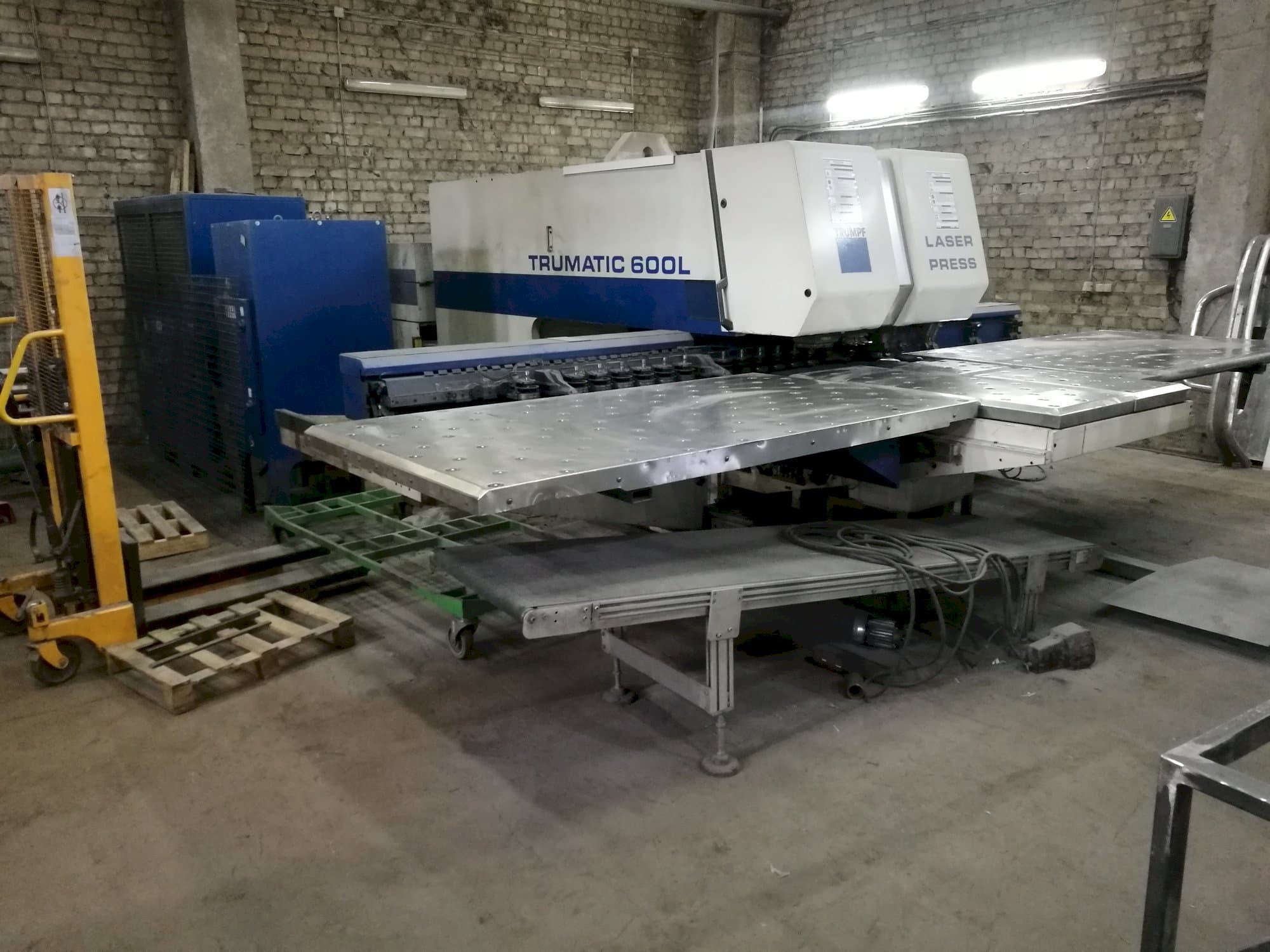 Mašīnas Trumpf Trumatic 600L pretskats