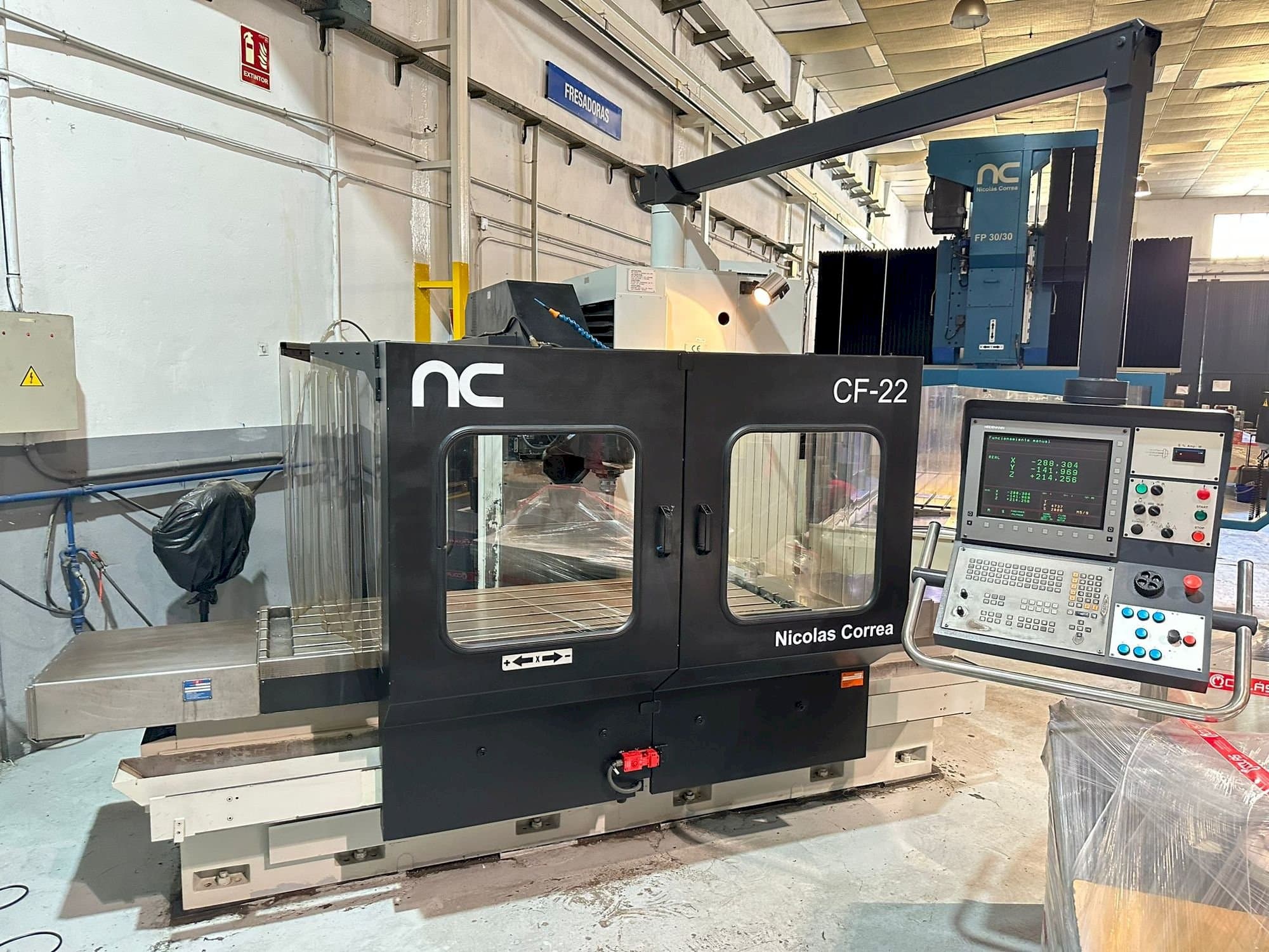 Mašīnas Nicolas Correa CF22/20 pretskats