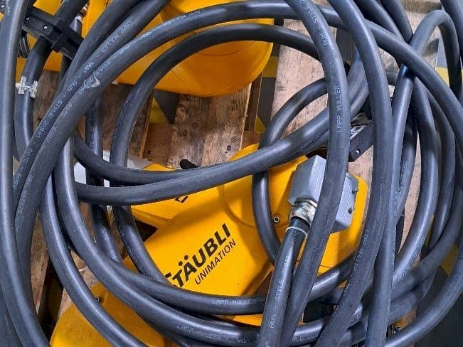 Mašīnas STAUBLI TX60 pretskats