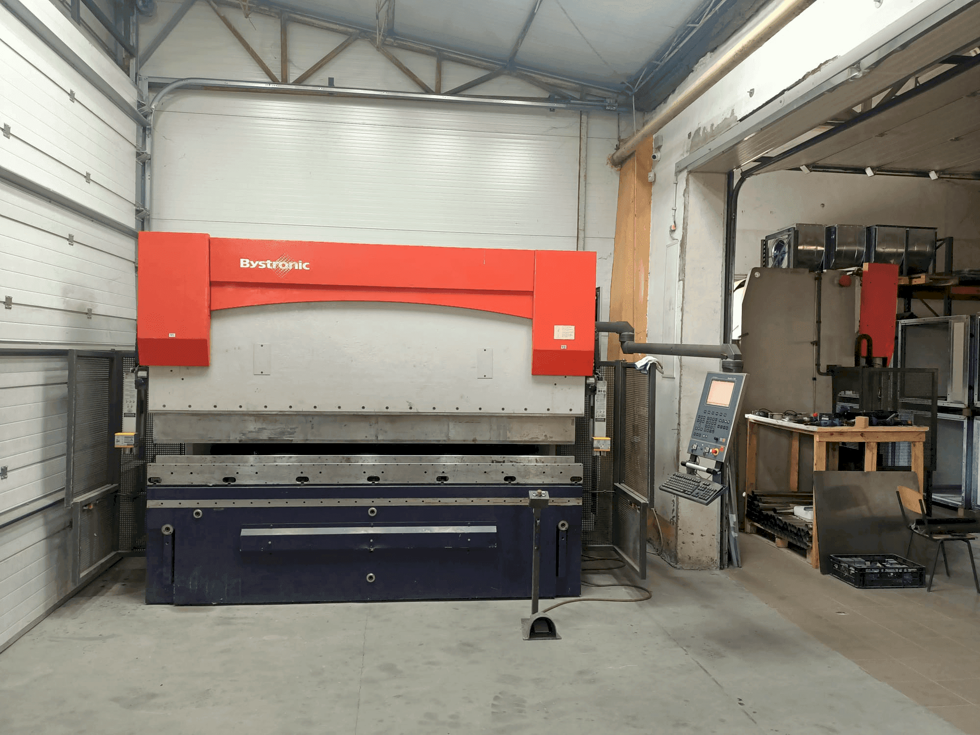 Mašīnas Bystronic PR100x3100 pretskats