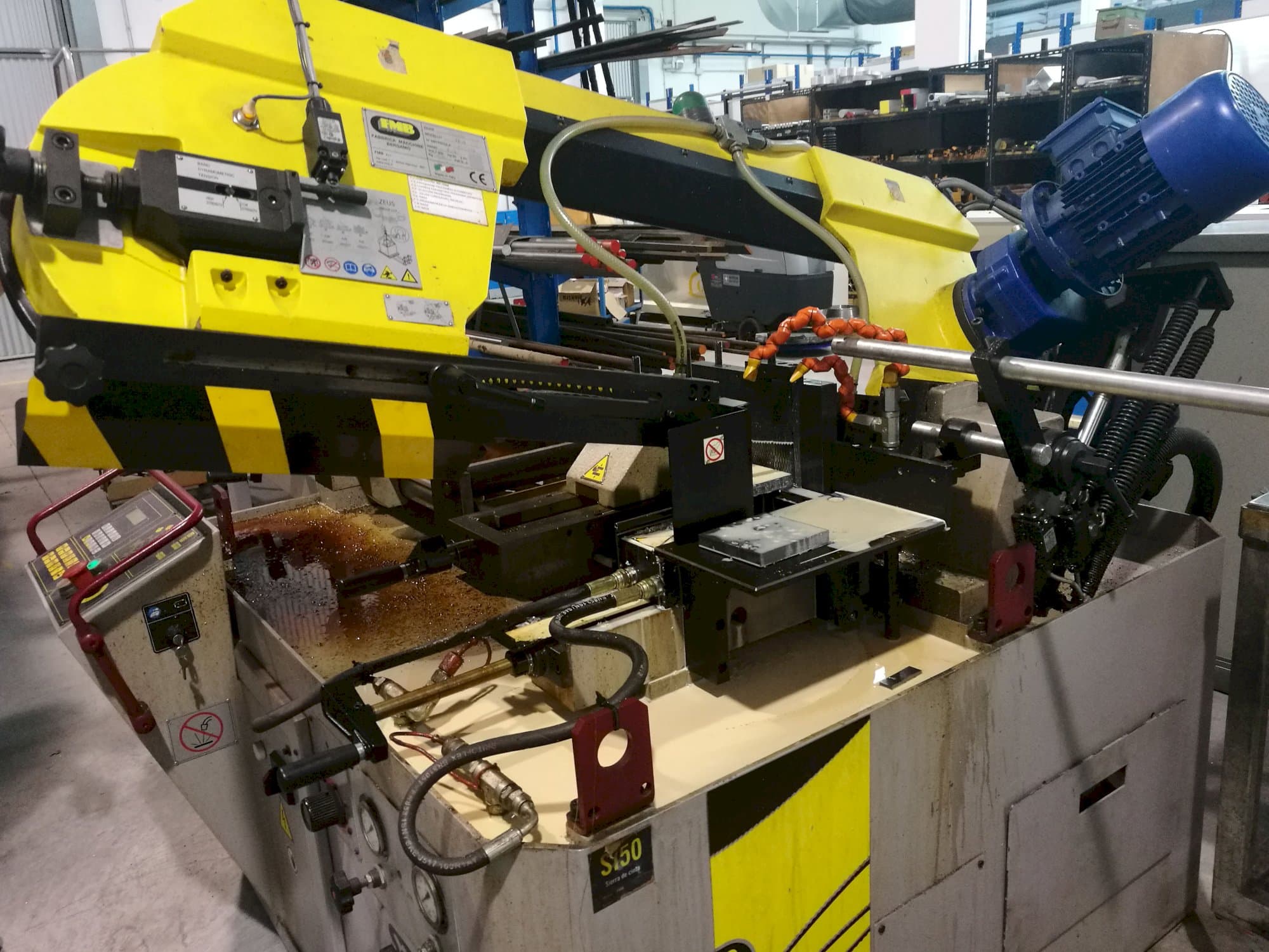 Mašīnas FMB Zeus  pretskats