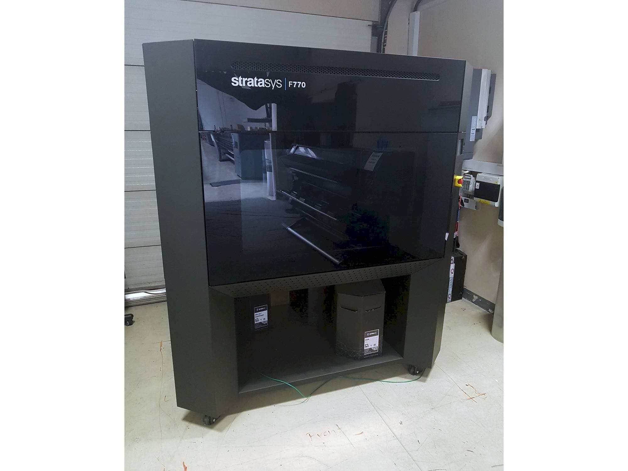 Mašīnas Stratasys F770  pretskats
