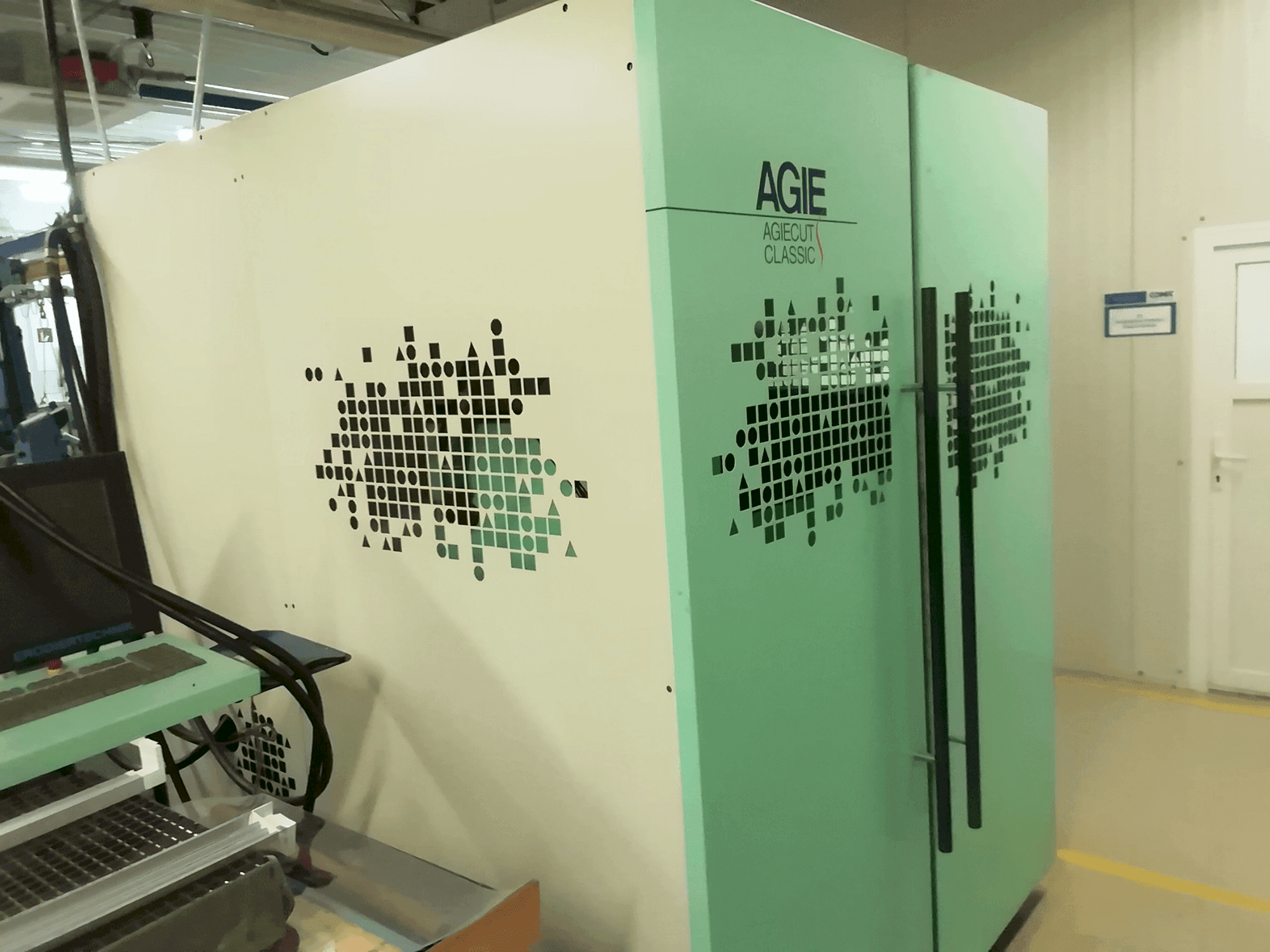 Mašīnas AGIE Agiecut  pretskats