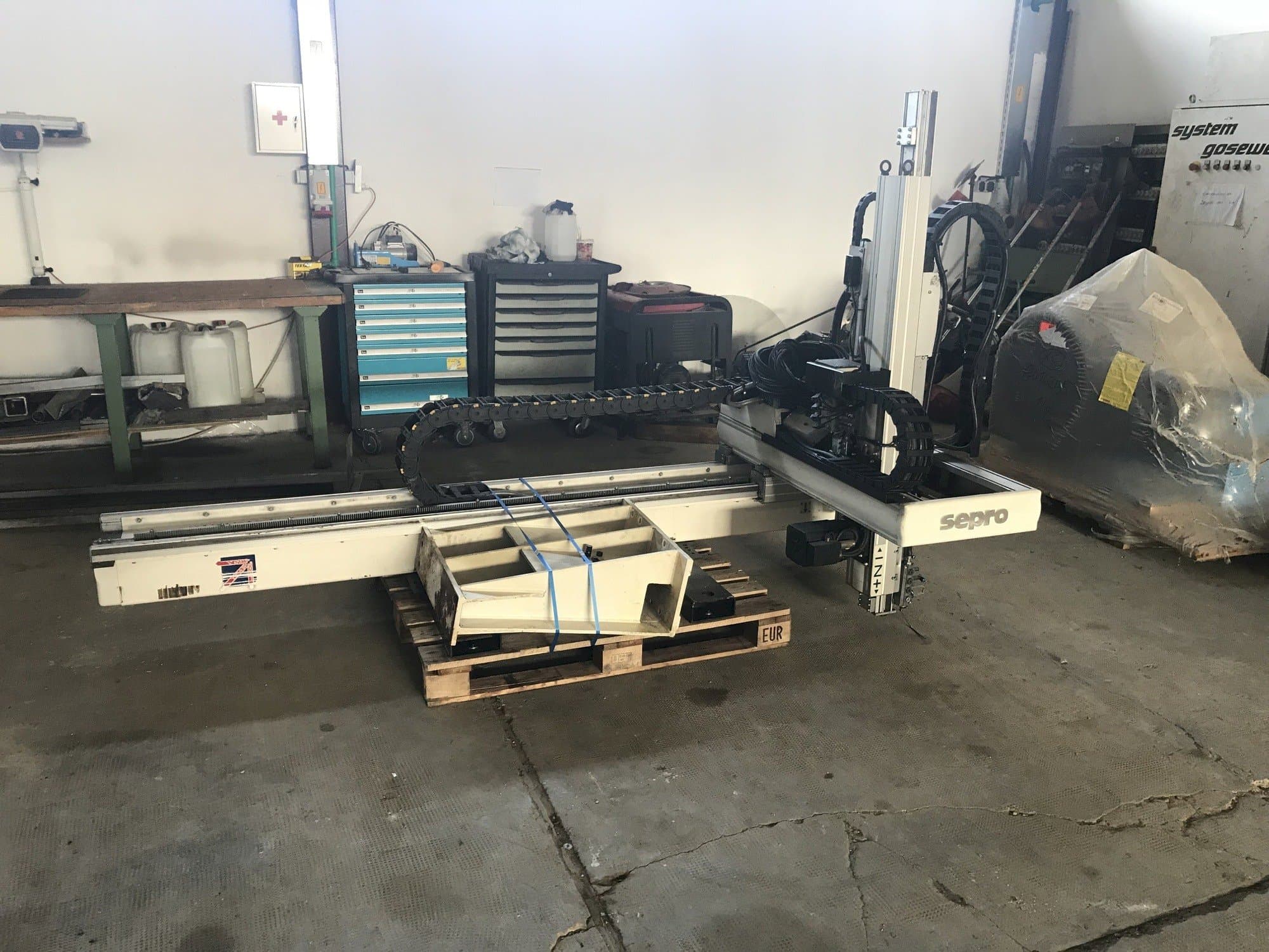 Mašīnas Sepro 3021 BZ  pretskats