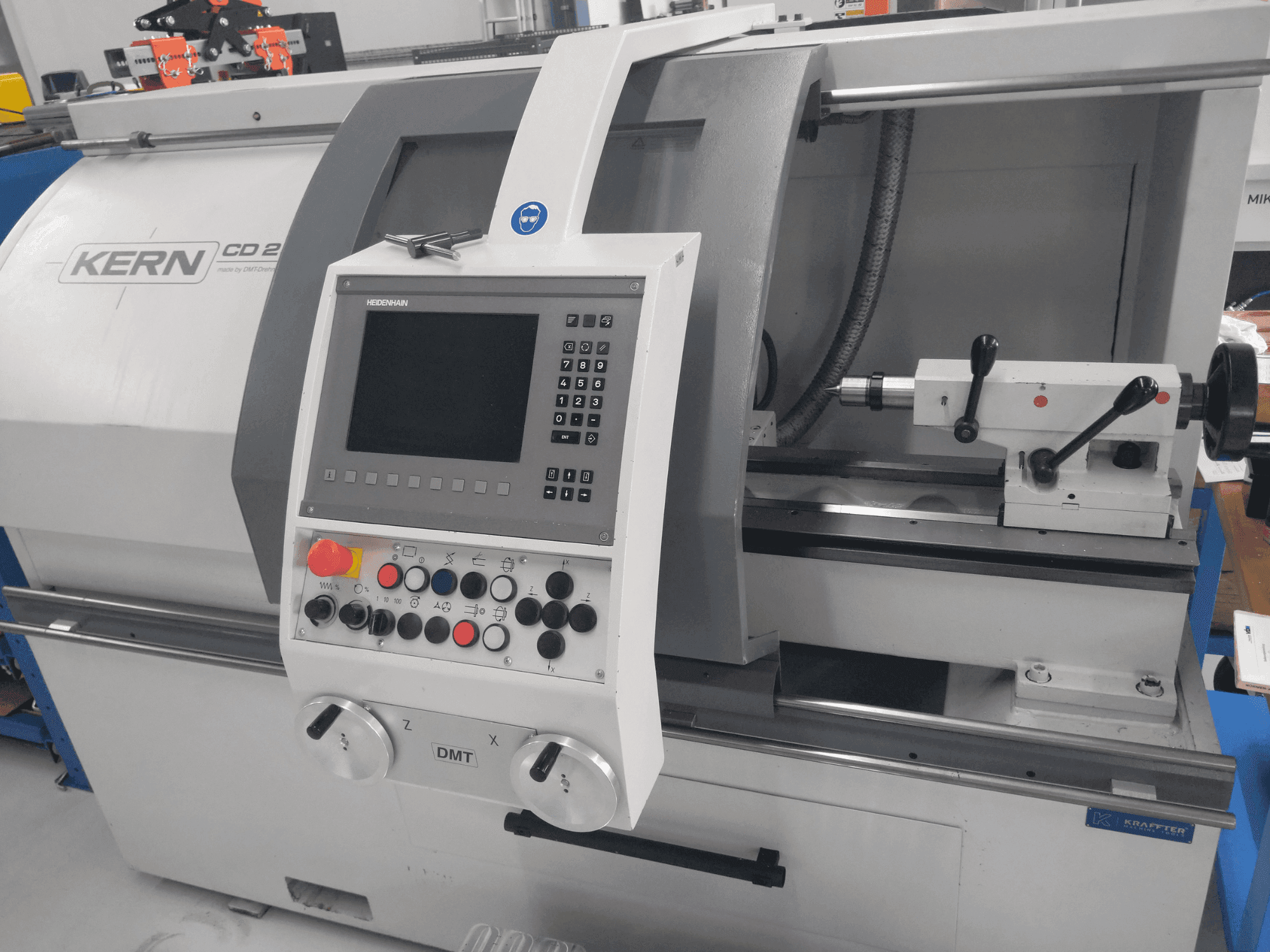 Mašīnas DMT KERN CD 282  pretskats