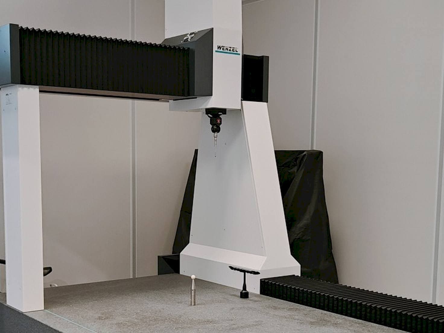 Mašīnas Wenzel LH 1010  pretskats