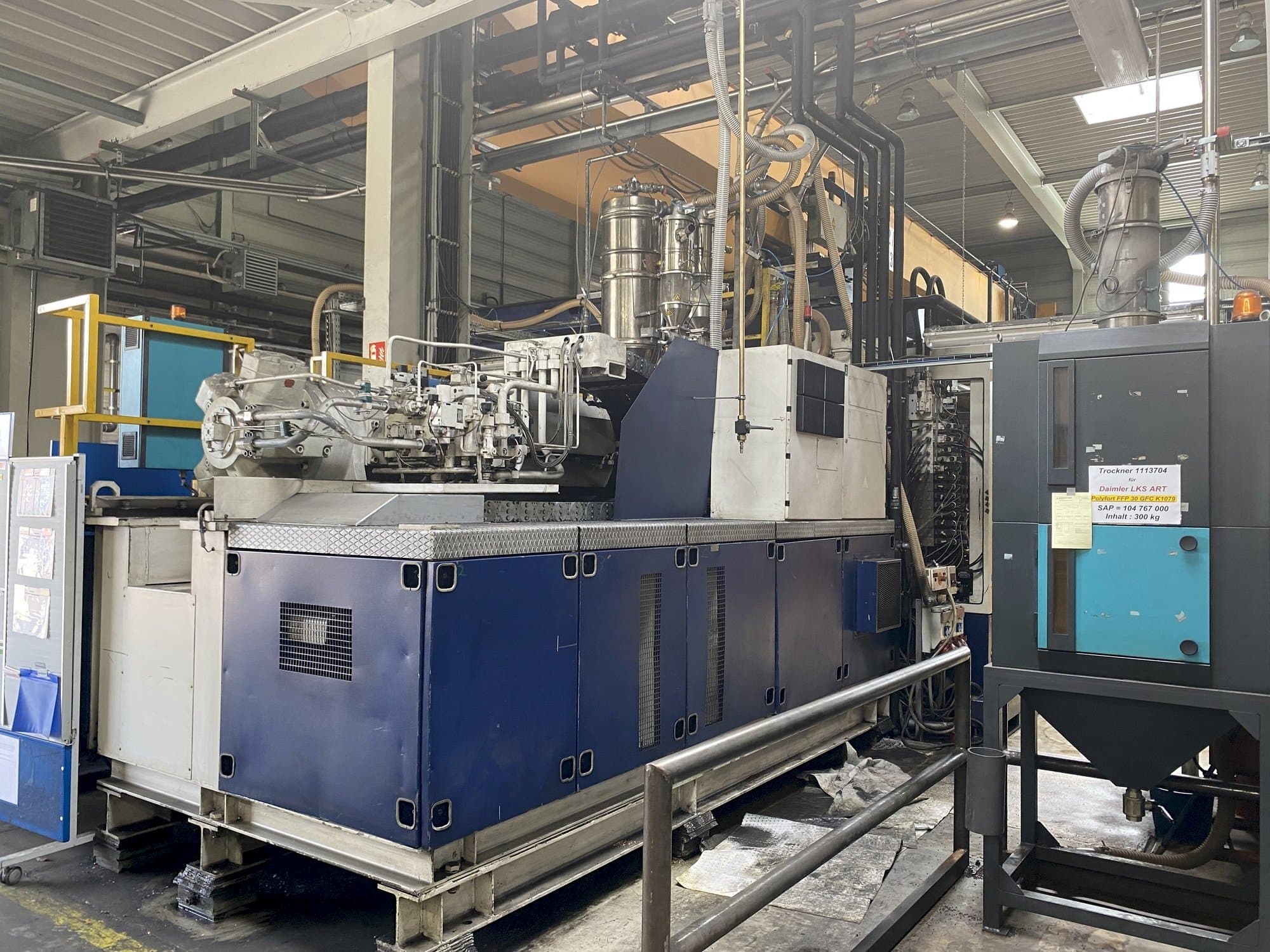 Mašīnas Krauss Maffei 1600-8000 MC  pretskats