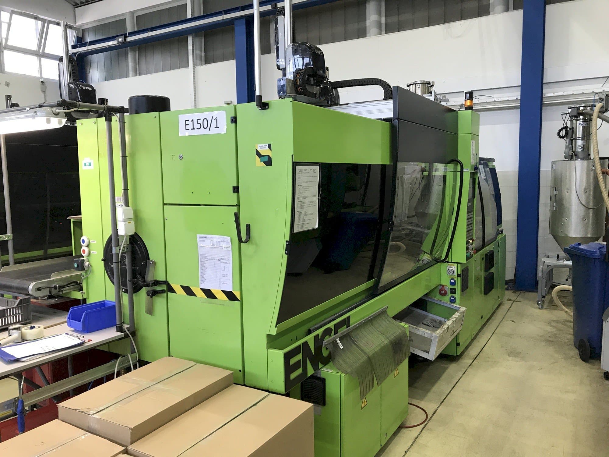 Mašīnas ENGEL VC 750/150 Plus  pretskats