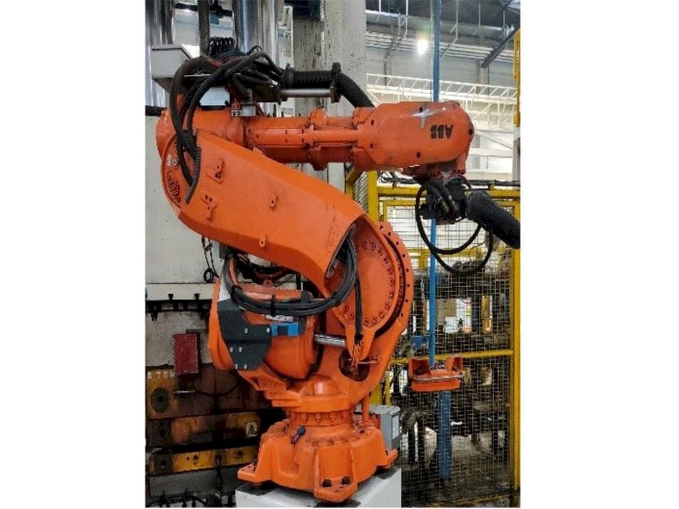 Mašīnas ABB IRB 6640-185/2.8 pretskats