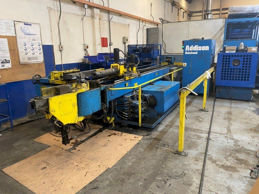 Mašīnas Addison DB-76 3D CNC pretskats
